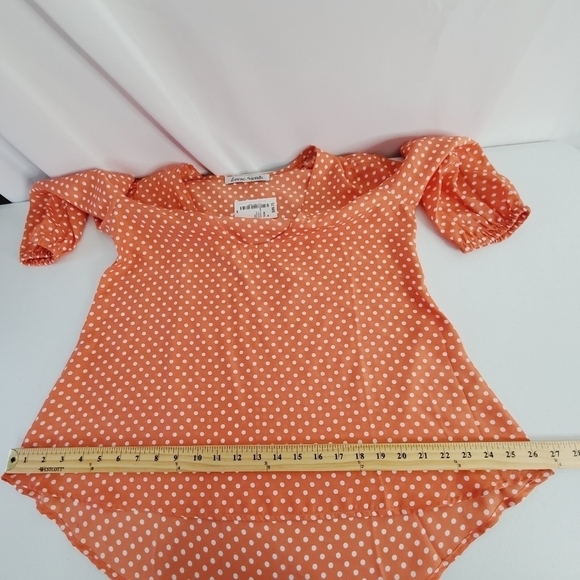 Lovers + Friends Sheer Polka Dot Blouse Size M Lightweight Top NEW Host Pick! - Picture 7 of 11